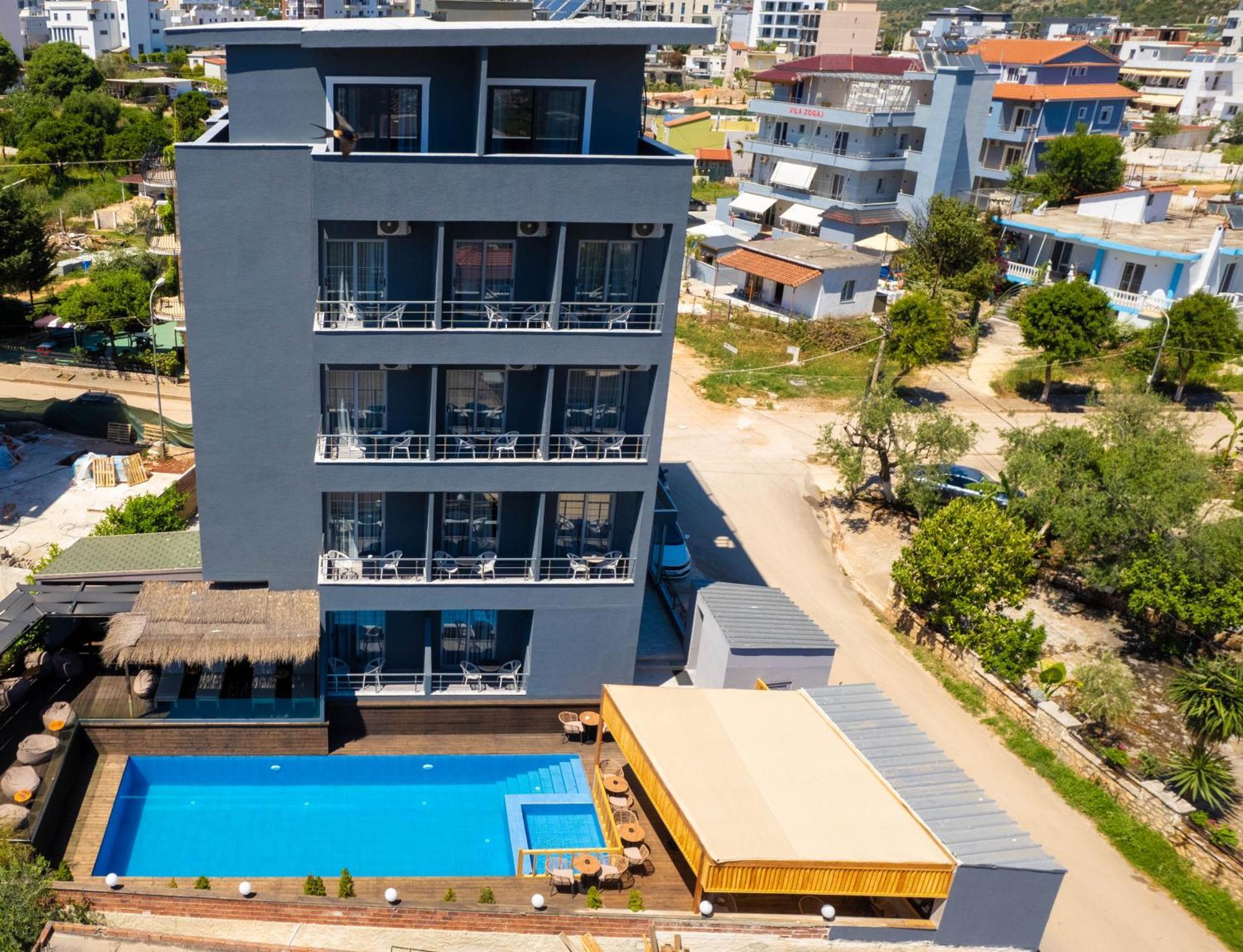 Hotel Piramida Ксамил Экстерьер фото